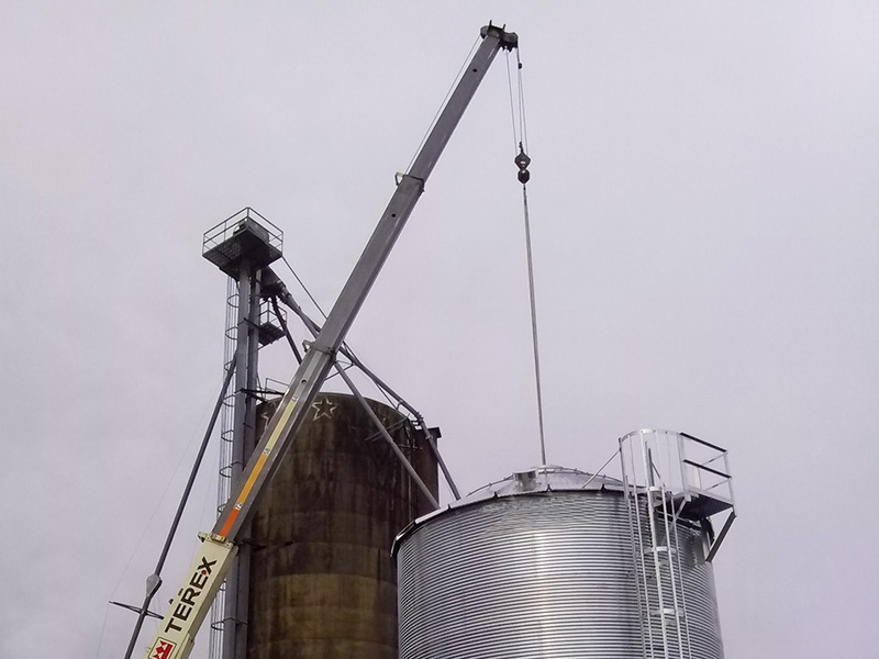 Installation-silo-avec-grue-1